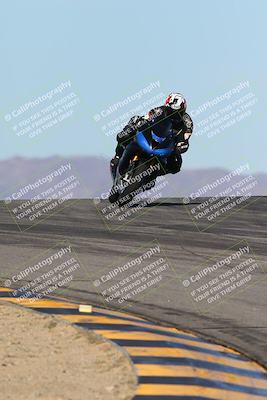 media/Feb-03-2024-SoCal Trackdays (Sat) [[767c60a41c]]/1-Turns 9 and 10 (940am)/